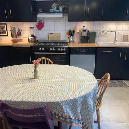 Grande Maison A 5 Minutes Des Plages * La Rochelle (Charente-Maritime)